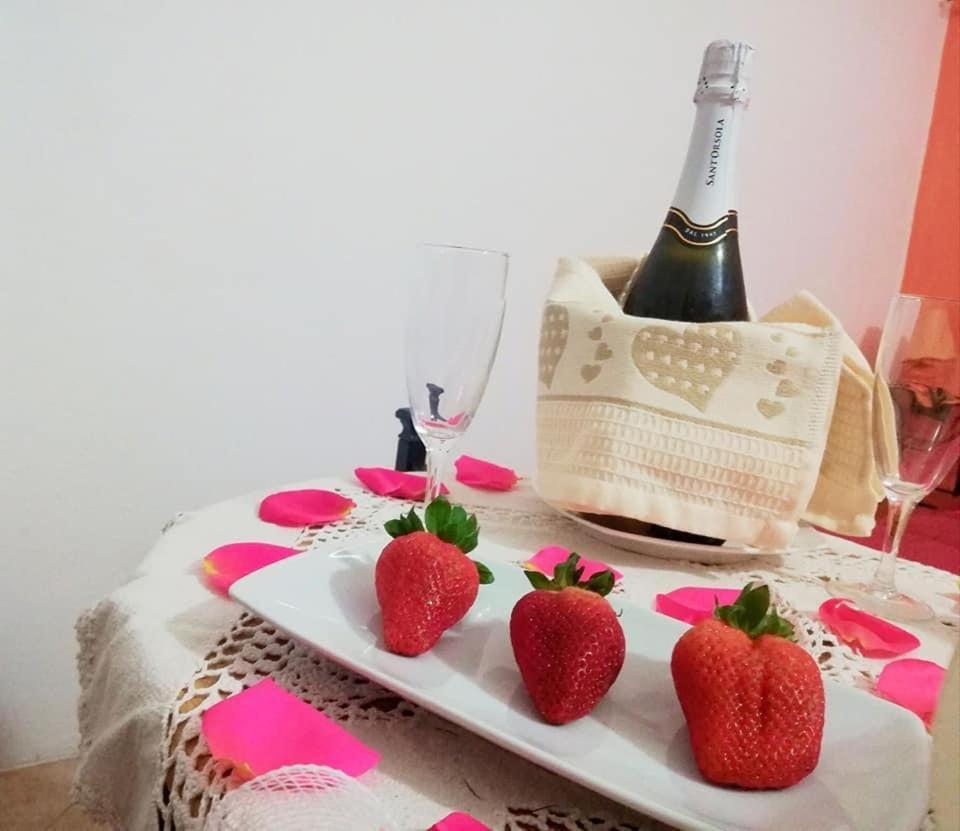 Il Melarancio Bed and Breakfast Pescia Romana Buitenkant foto