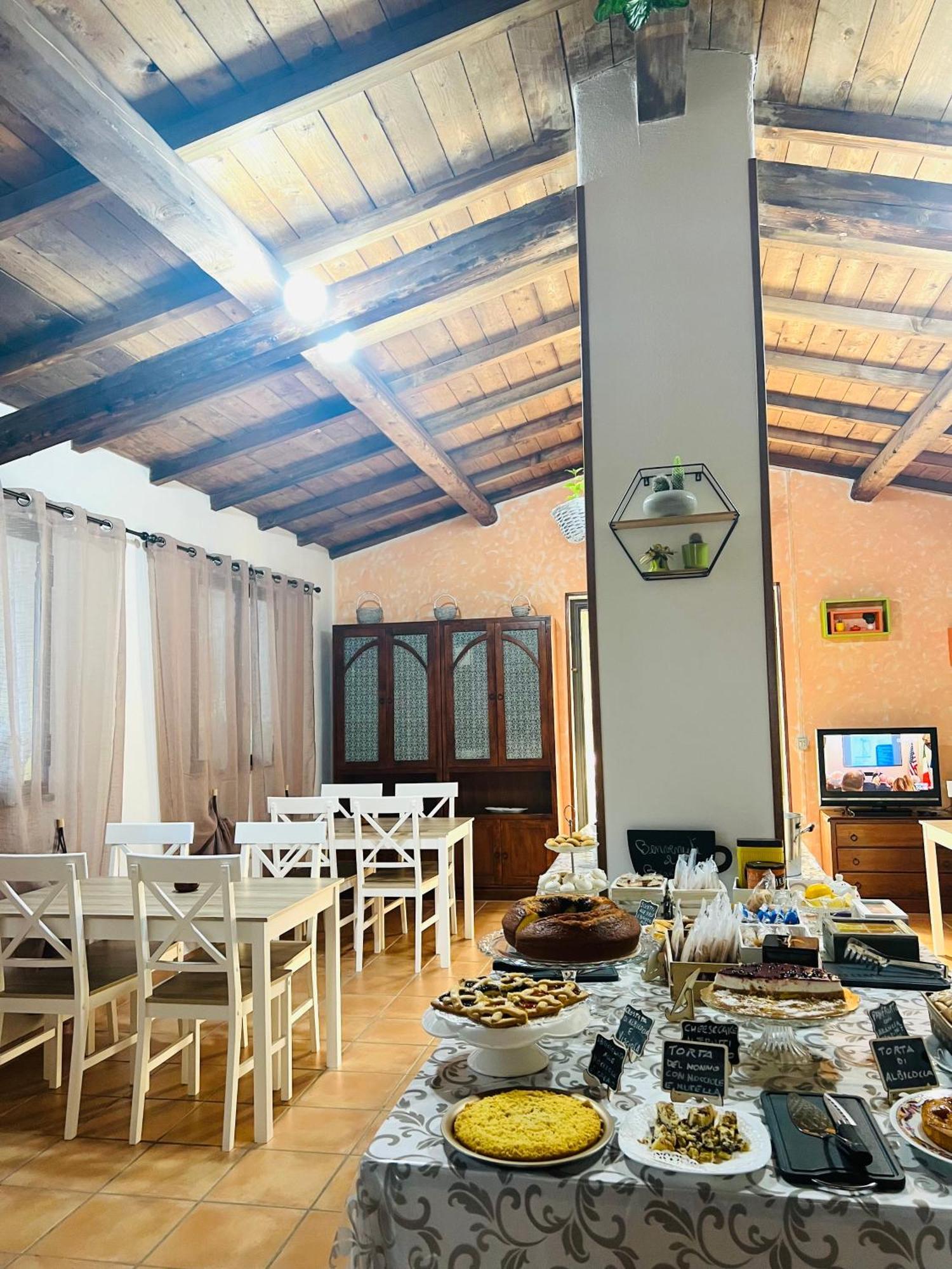 Il Melarancio Bed and Breakfast Pescia Romana Buitenkant foto