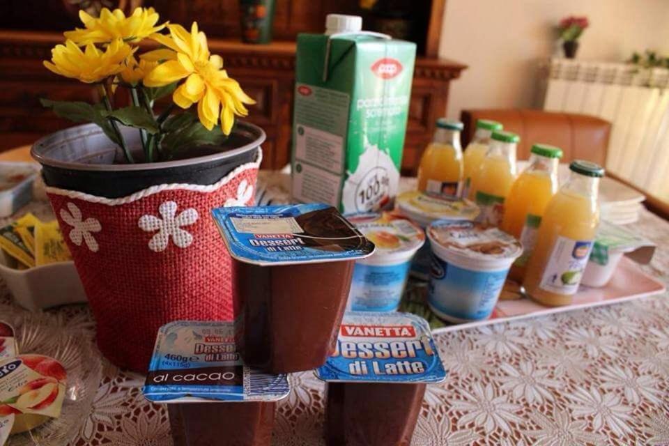 Il Melarancio Bed and Breakfast Pescia Romana Buitenkant foto